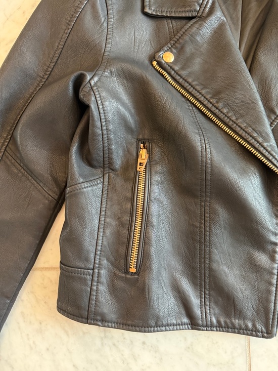 Blank NYC Black Faux Leather Moto Jacket with rose gold Hardware - Picture 3 of 7